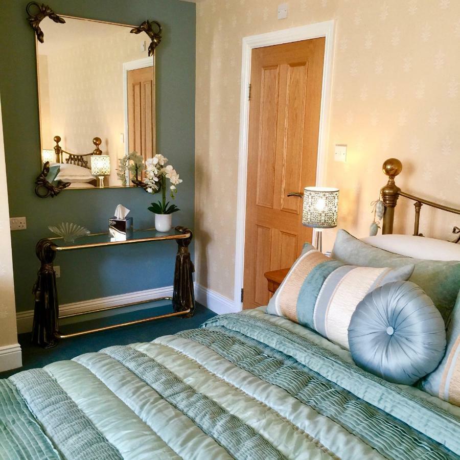 Guest house The Mainstay Luxury Boutique With Private Parking